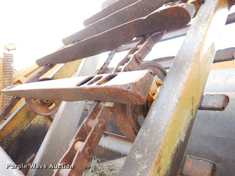 image for item FA9907 International elevating scraper