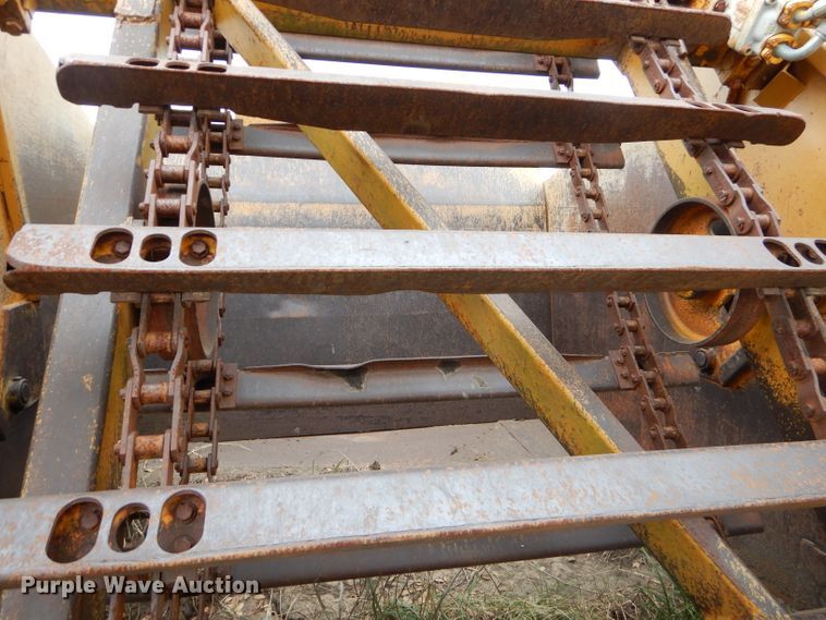 image for item FA9907 International elevating scraper