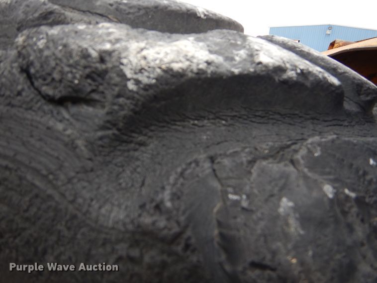 image for item FA9908 1982 International 412B elevating scraper