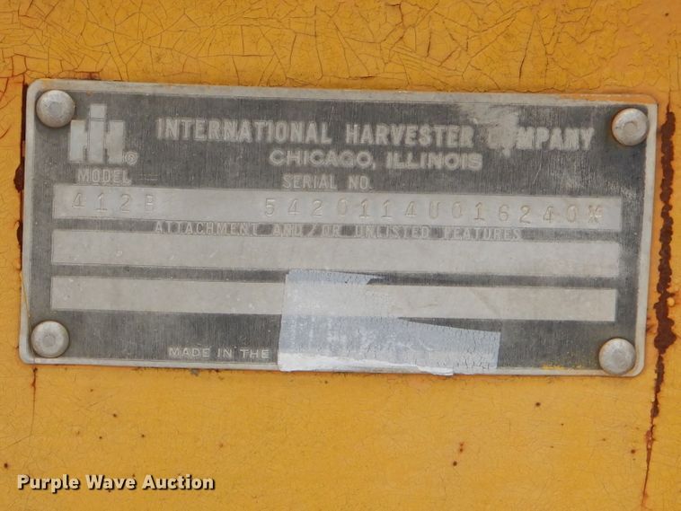 image for item FA9908 1982 International 412B elevating scraper