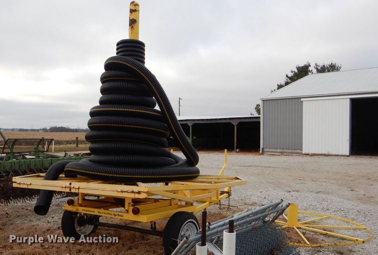 image for item FI9747 2003 Agri Drain Maxi Stringer reel trailer