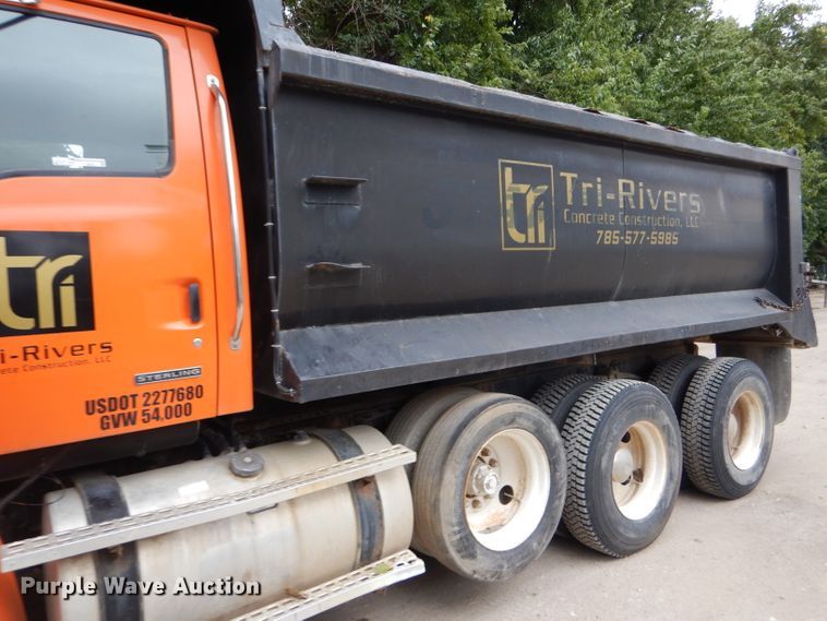 image for item FJ9805 2004 Sterling A-Line dump truck