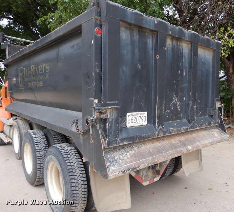 image for item FJ9805 2004 Sterling A-Line dump truck