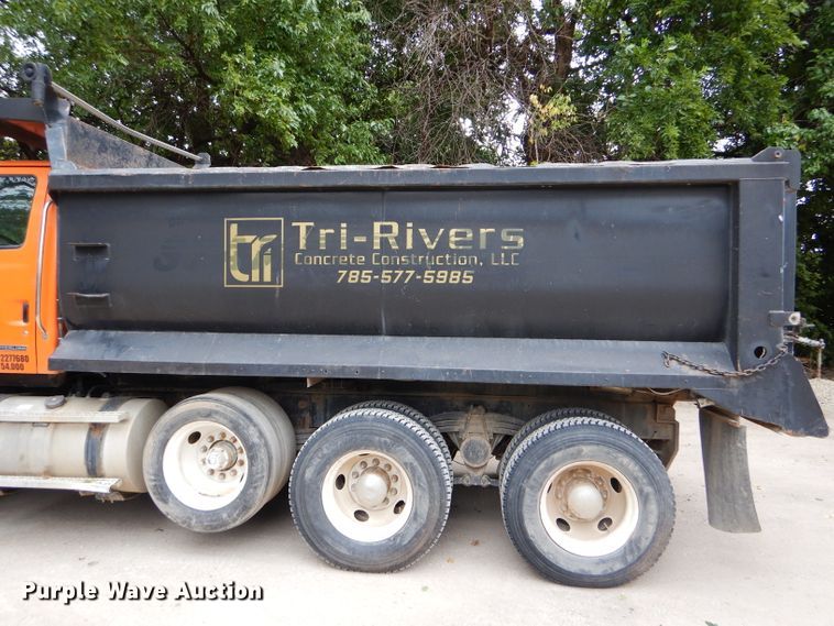 image for item FJ9805 2004 Sterling A-Line dump truck