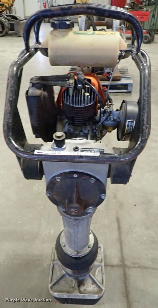 image for item FK9511 MBW R270 plate compactor