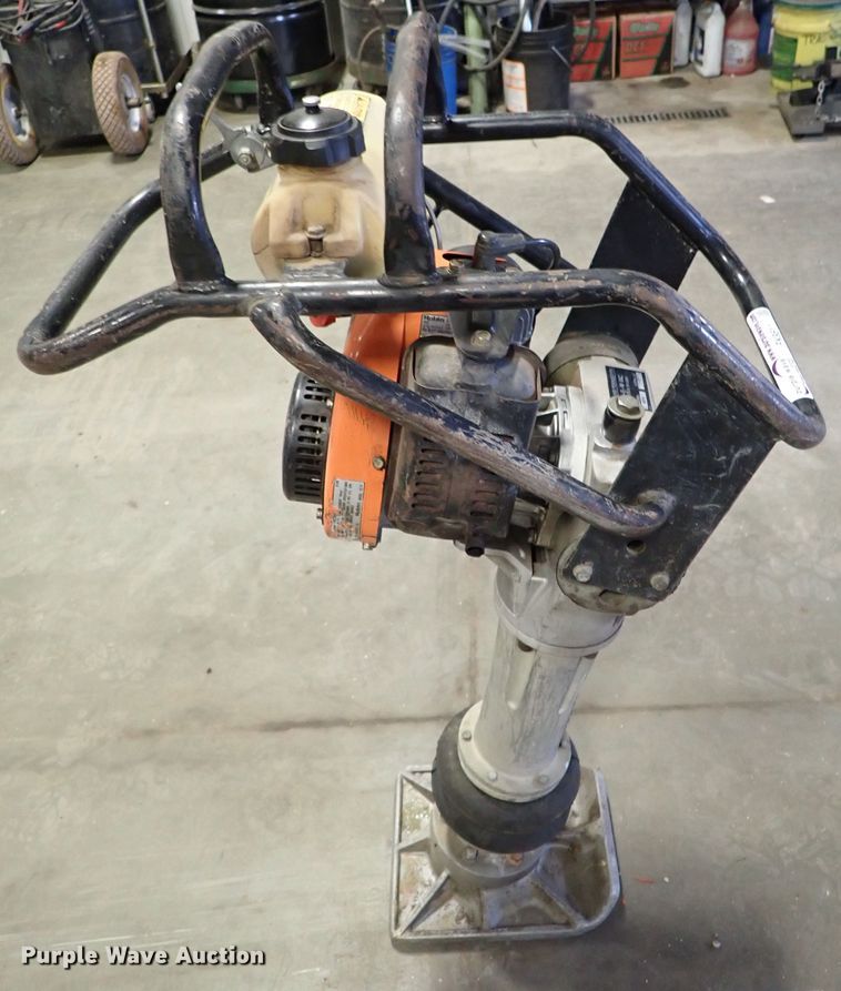 image for item FK9511 MBW R270 plate compactor