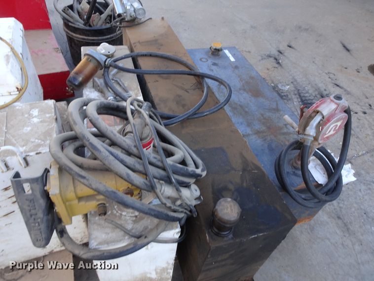 image for item GC9096 (5) fuel tanks