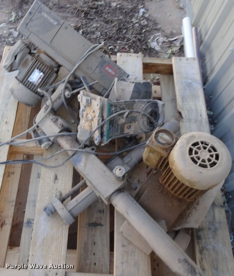 image for item GC9097 Tools