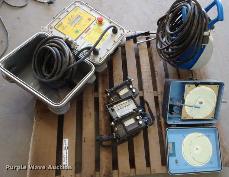 image for item GC9108 (2) combustible gas indicators