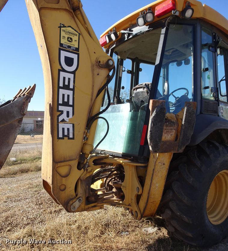 image for item GC9113 2006 John Deere 310G backhoe