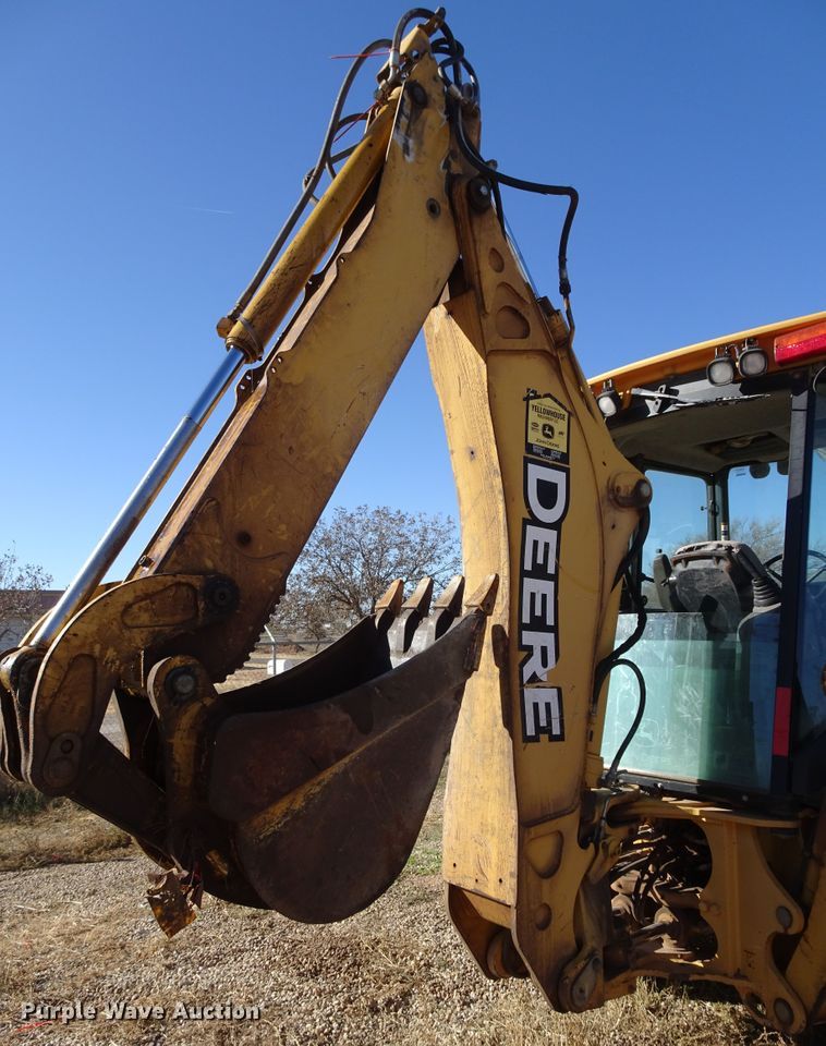 image for item GC9113 2006 John Deere 310G backhoe