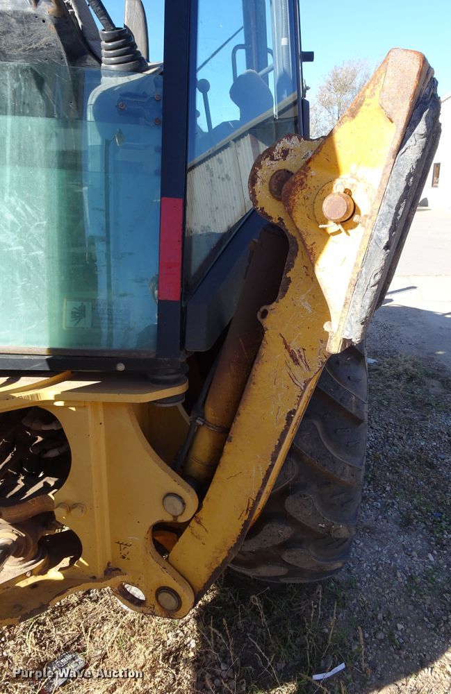 image for item GC9113 2006 John Deere 310G backhoe