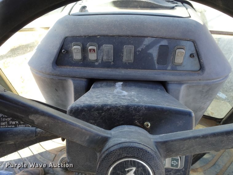 image for item GC9113 2006 John Deere 310G backhoe