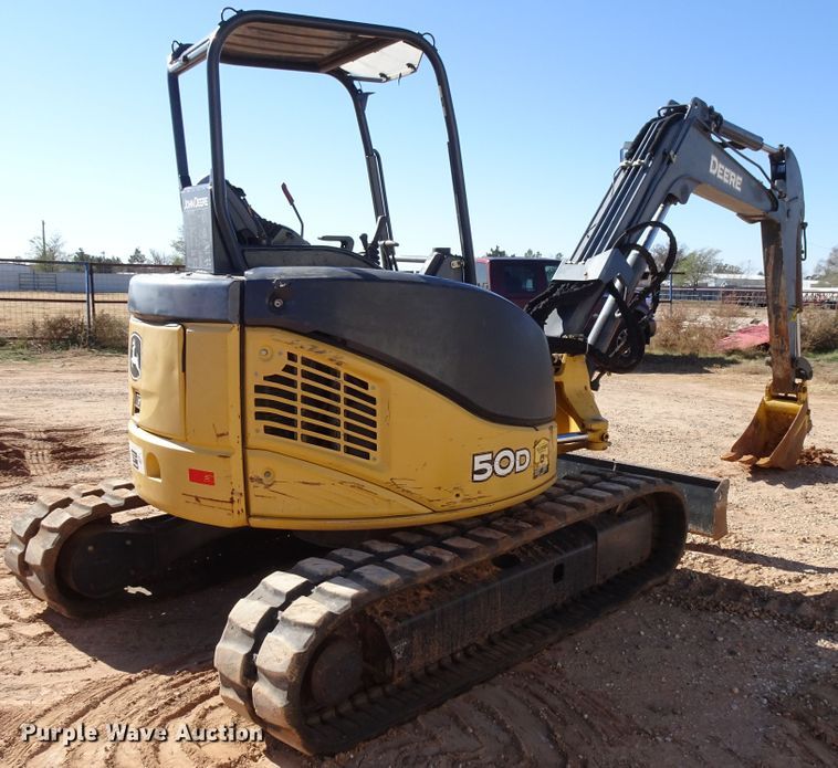 image for item GC9114 2010 John Deere 50D mini excavator
