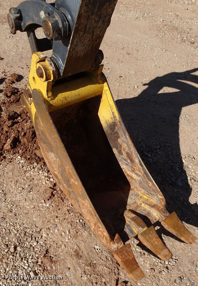 image for item GC9114 2010 John Deere 50D mini excavator