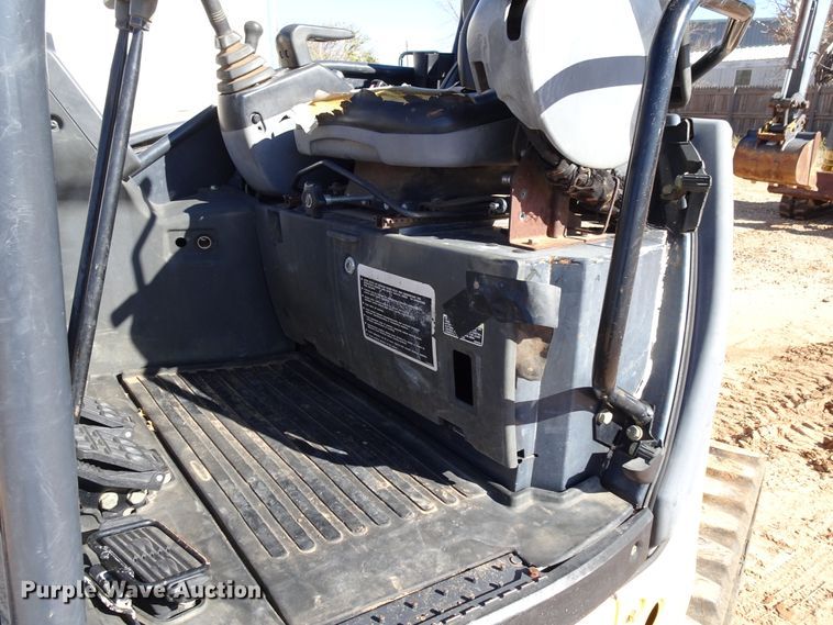 image for item GC9114 2010 John Deere 50D mini excavator