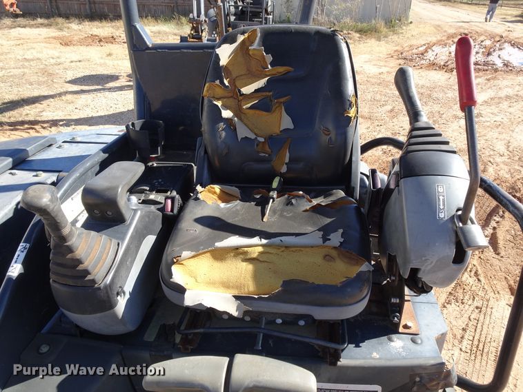 image for item GC9114 2010 John Deere 50D mini excavator