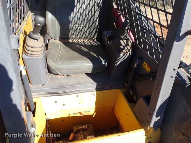 image for item GC9115 2011 Volvo MC90B skid steer