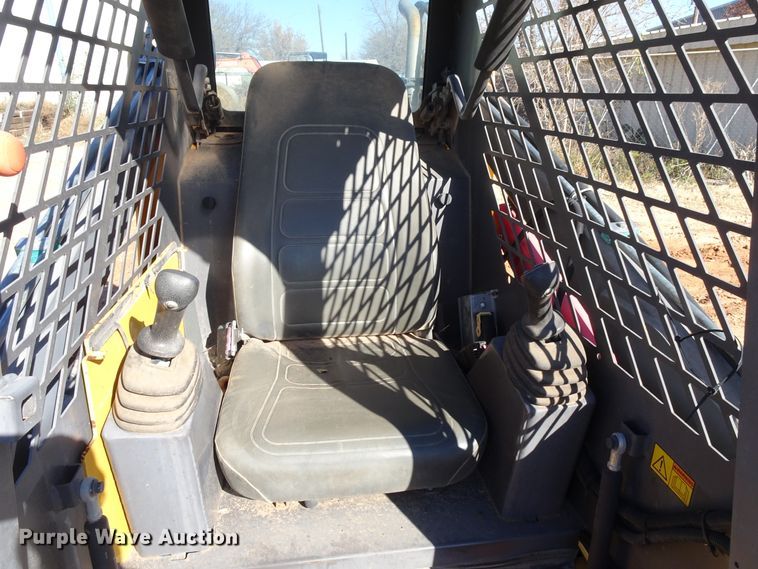 image for item GC9115 2011 Volvo MC90B skid steer