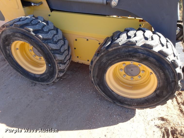 image for item GC9115 2011 Volvo MC90B skid steer