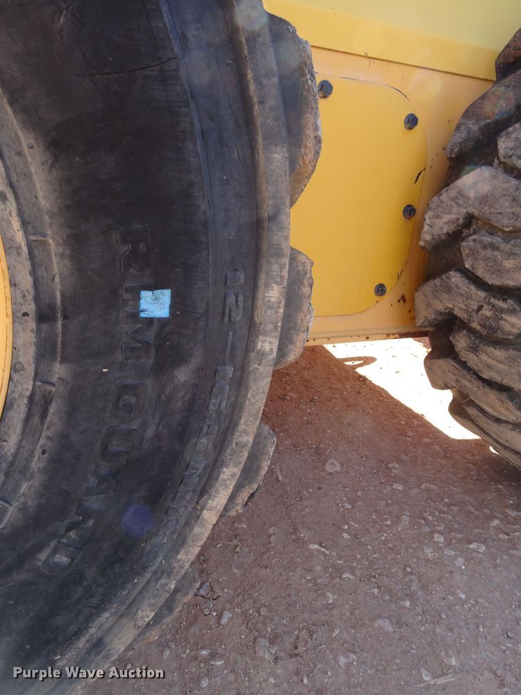 image for item GC9115 2011 Volvo MC90B skid steer