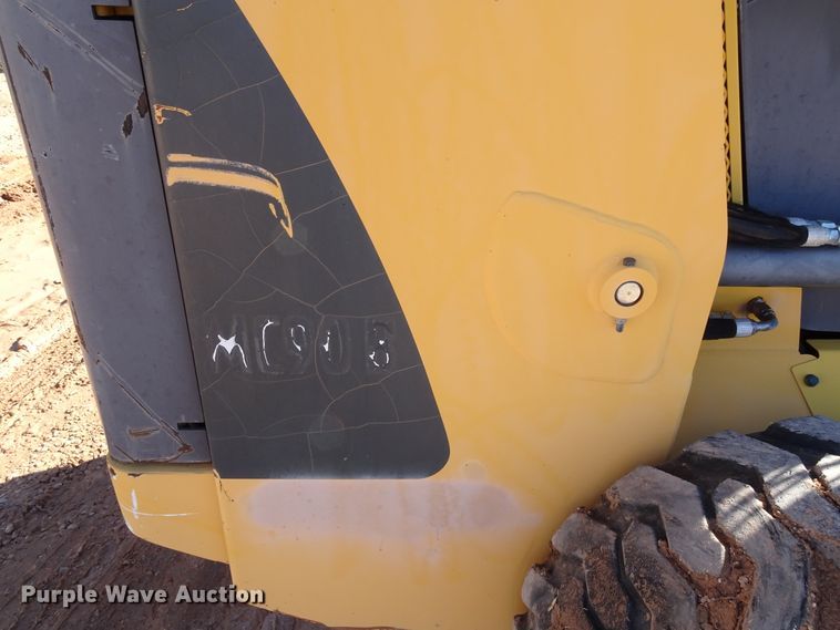 image for item GC9115 2011 Volvo MC90B skid steer