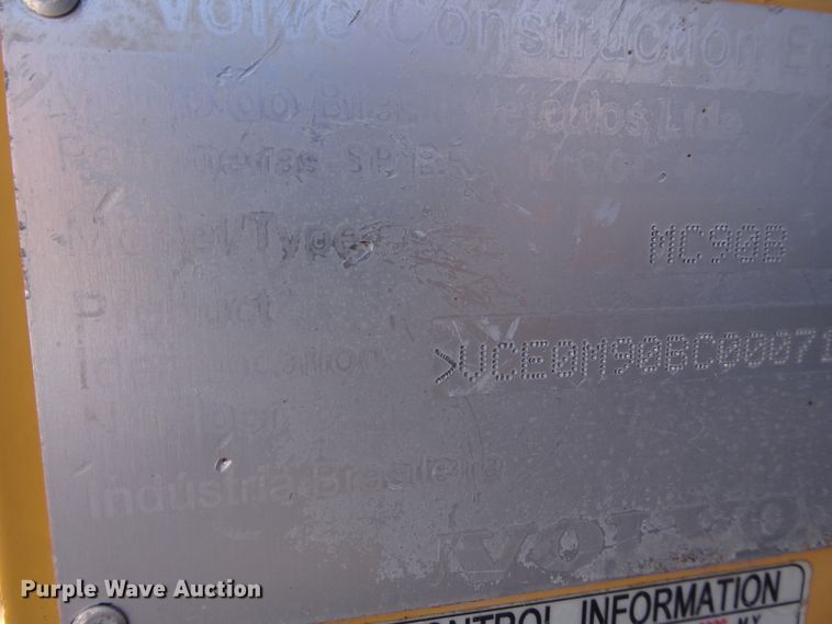 image for item GC9115 2011 Volvo MC90B skid steer