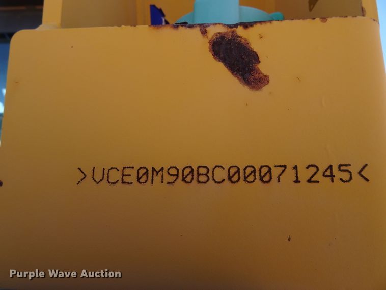 image for item GC9115 2011 Volvo MC90B skid steer