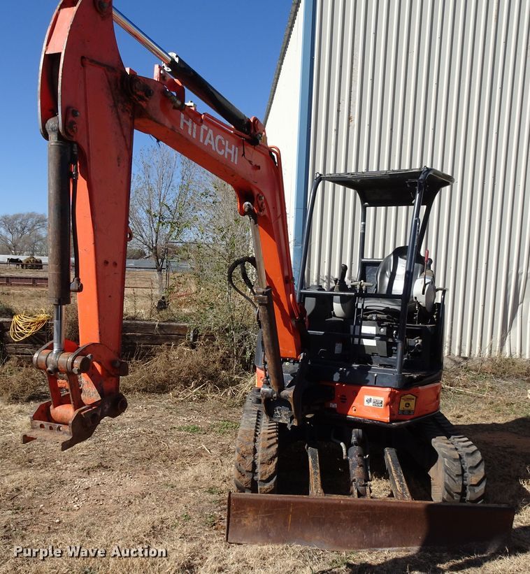 image for item GC9116 2010 Hitachi ZX35U-3 mini excavator