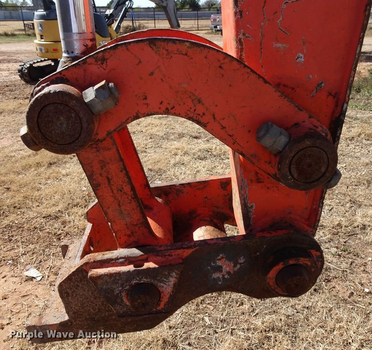 image for item GC9116 2010 Hitachi ZX35U-3 mini excavator