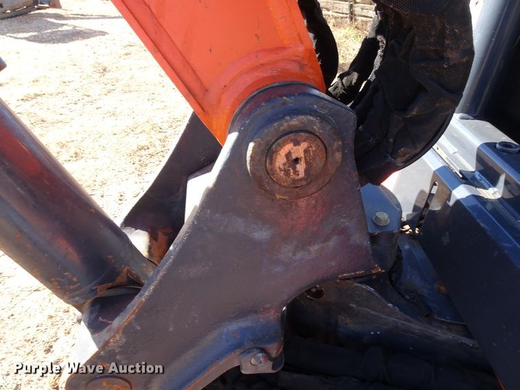 image for item GC9116 2010 Hitachi ZX35U-3 mini excavator