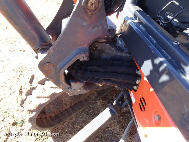 image for item GC9116 2010 Hitachi ZX35U-3 mini excavator