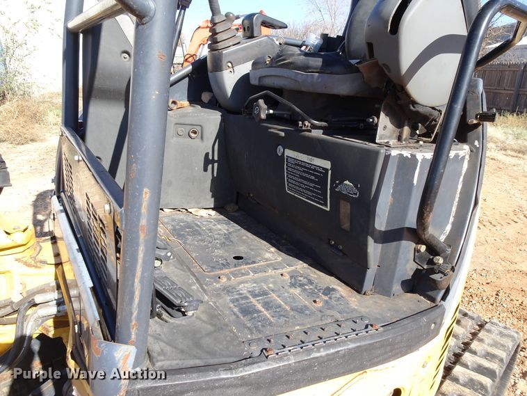 image for item GC9117 2008 John Deere 35D mini excavator