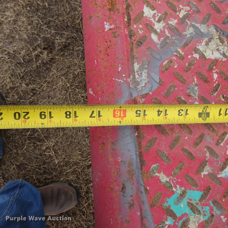 image for item GC9120 2015 Ford F650 Super Duty winch truck