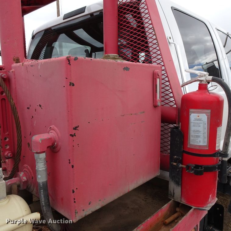 image for item GC9120 2015 Ford F650 Super Duty winch truck