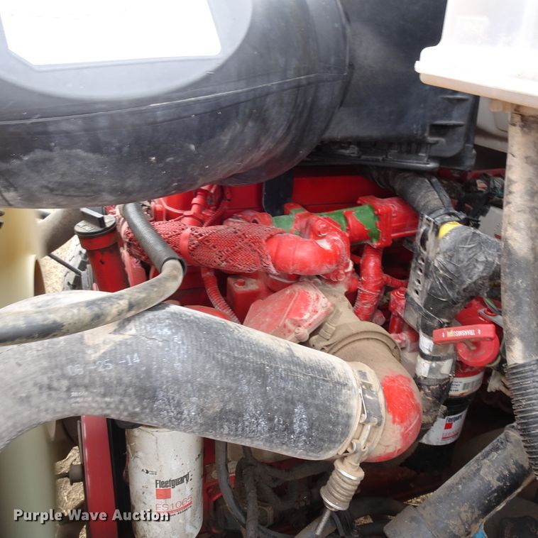 image for item GC9120 2015 Ford F650 Super Duty winch truck