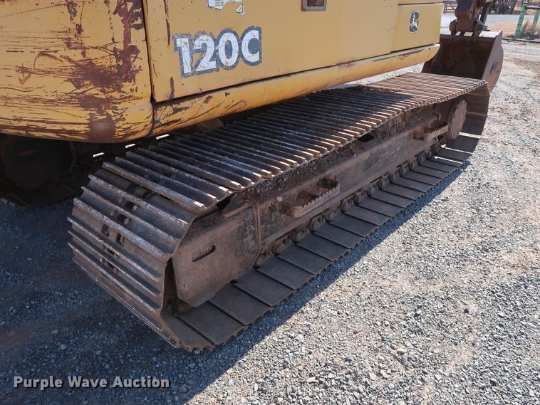 image for item GD9869 2005 John Deere 120C excavator