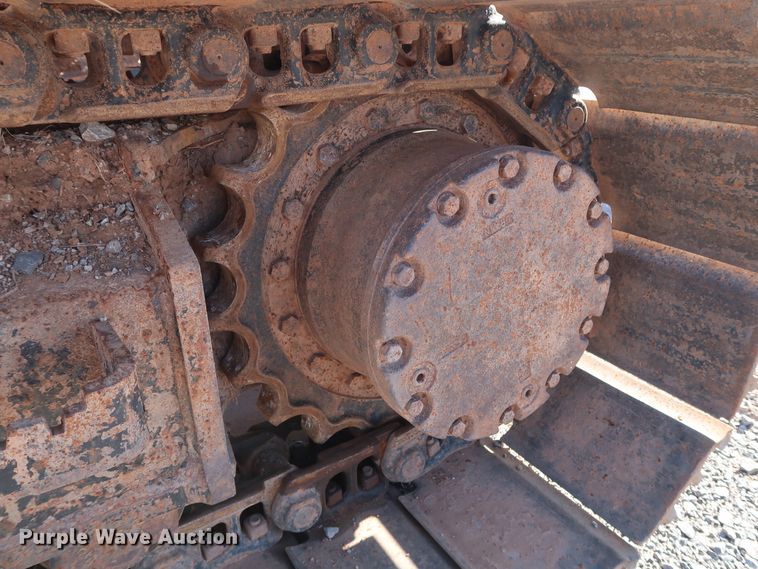 image for item GD9869 2005 John Deere 120C excavator