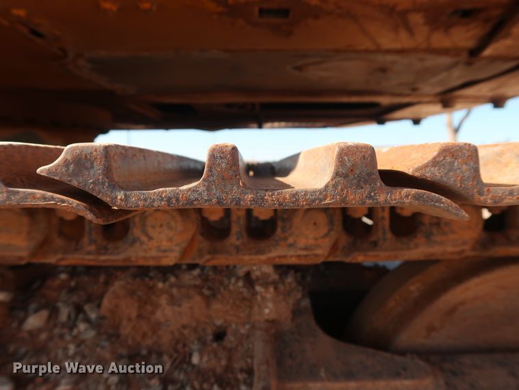 image for item GD9869 2005 John Deere 120C excavator