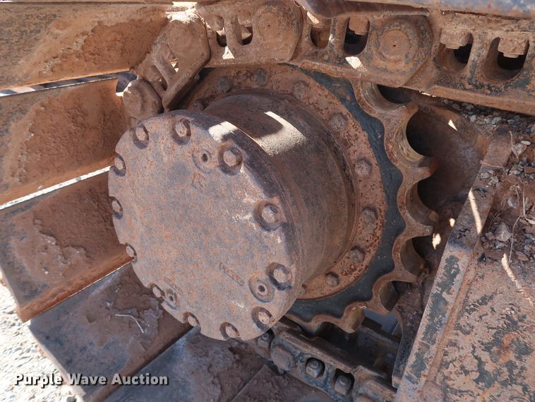 image for item GD9869 2005 John Deere 120C excavator