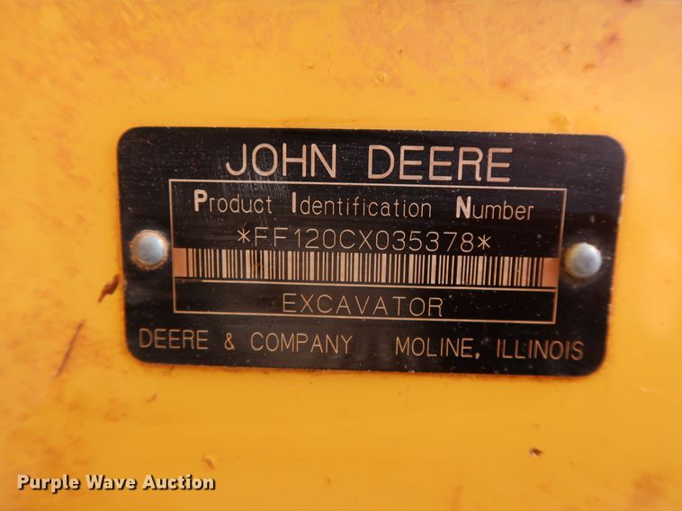 image for item GD9869 2005 John Deere 120C excavator