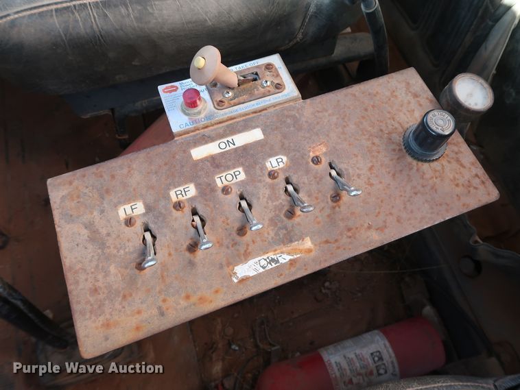 image for item GD9870 1994 Mack RD688S tank truck