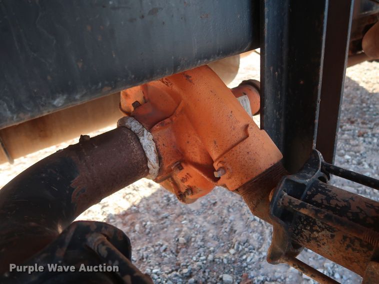 image for item GD9870 1994 Mack RD688S tank truck