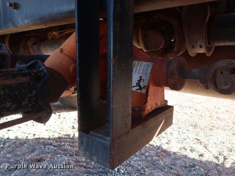 image for item GD9870 1994 Mack RD688S tank truck