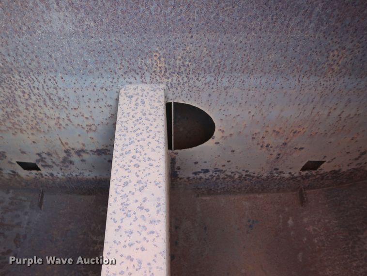 image for item GD9870 1994 Mack RD688S tank truck