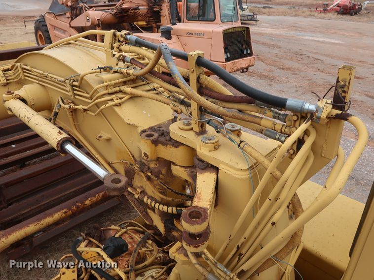 image for item GD9871 1976 John Deere 762 elevating scraper