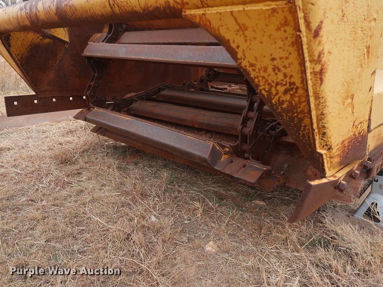 image for item GD9871 1976 John Deere 762 elevating scraper