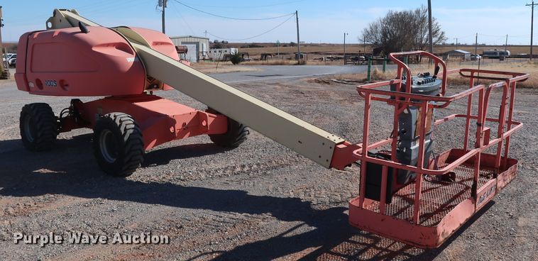 image for item GD9872 2002 JLG 400S boom lift