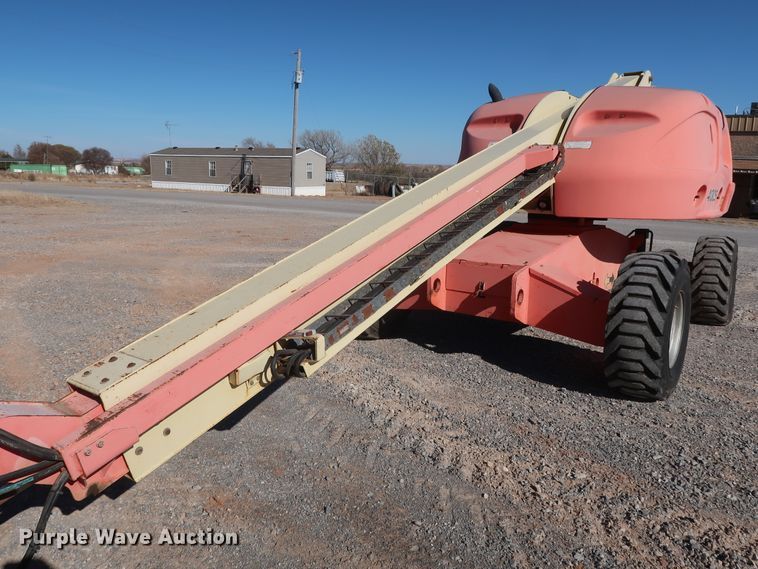 image for item GD9872 2002 JLG 400S boom lift