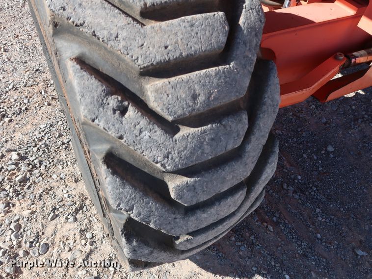 image for item GD9872 2002 JLG 400S boom lift